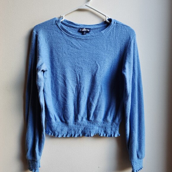 Freshman Blue Cropped Scoop Neck Lightweight Sweater Size Medium - Picture 7 of 16